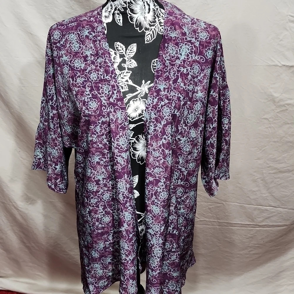 LULAROE Kimono Sz Sm